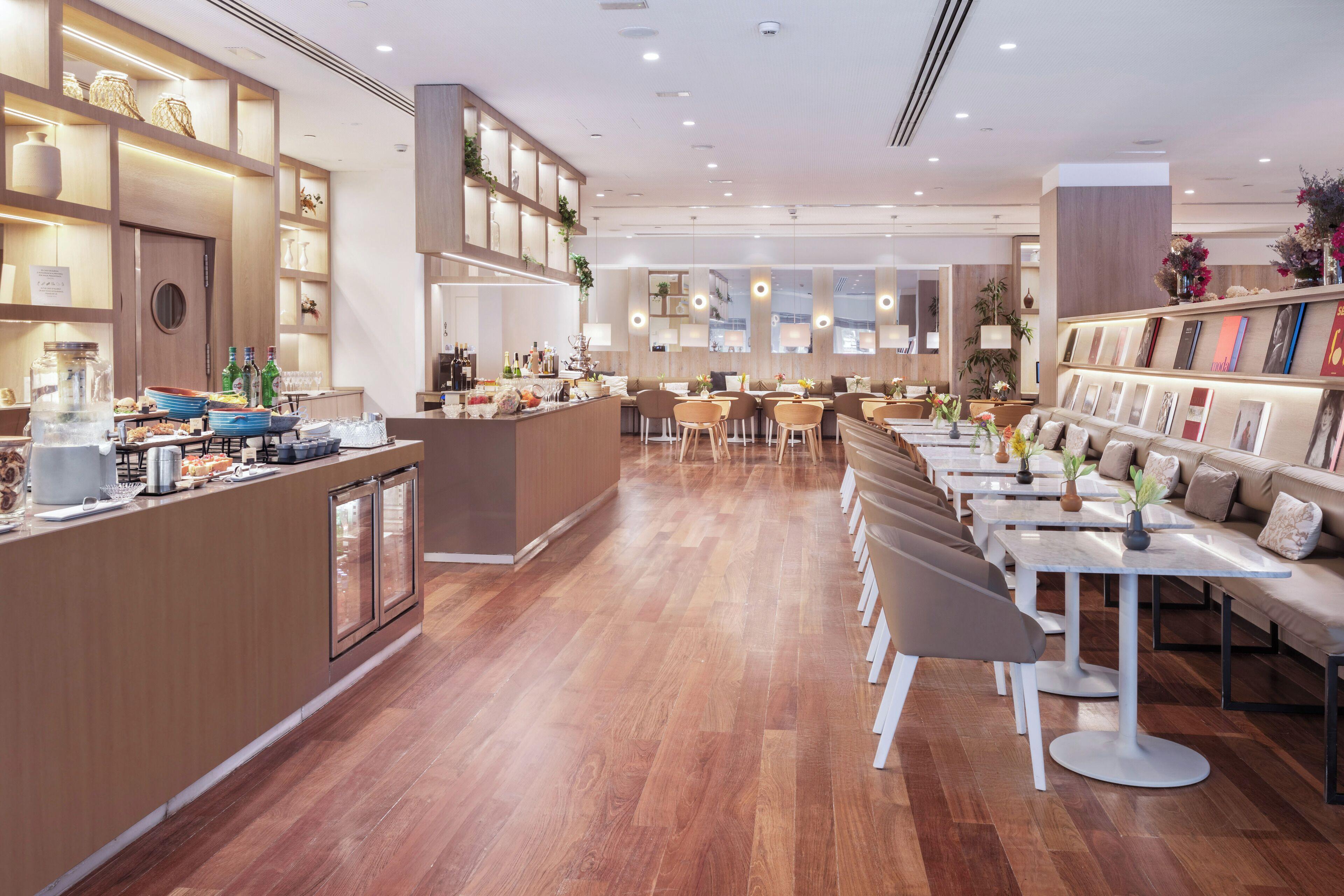 The Level At Melia Sevilla — Photos 2